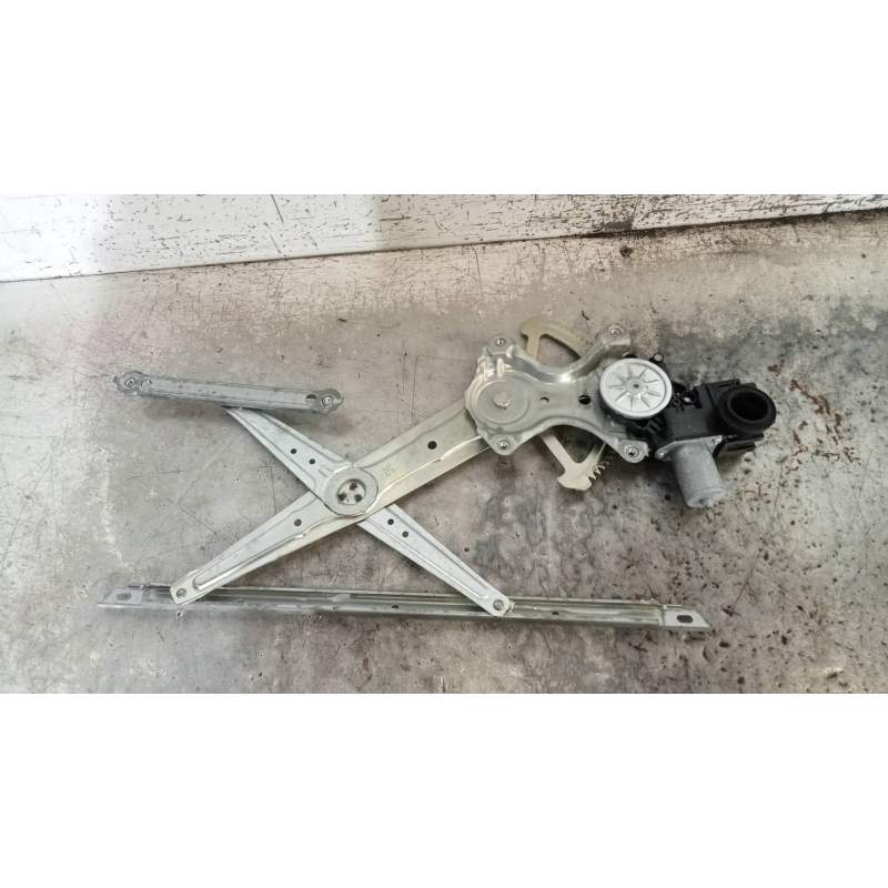 Recambio de elevalunas trasero derecho para lexus nx 300h 4wd referencia OEM IAM   