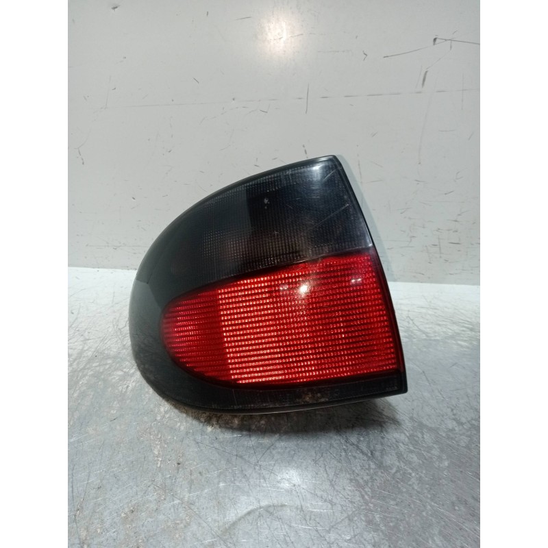 Recambio de piloto trasero izquierdo para renault megane i classic (la0) 1.9 dti rn (laon) referencia OEM IAM 7700838530  