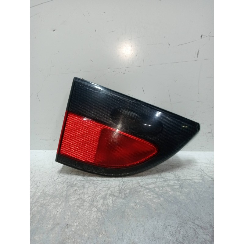 Recambio de piloto trasero izquierdo interior para renault megane i classic (la0) 1.9 dti rn (laon) referencia OEM IAM 770083853