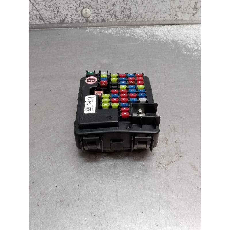 Recambio de caja reles / fusibles para hyundai tucson (tl, tle) 1.6 crdi referencia OEM IAM 91951D7210  2018