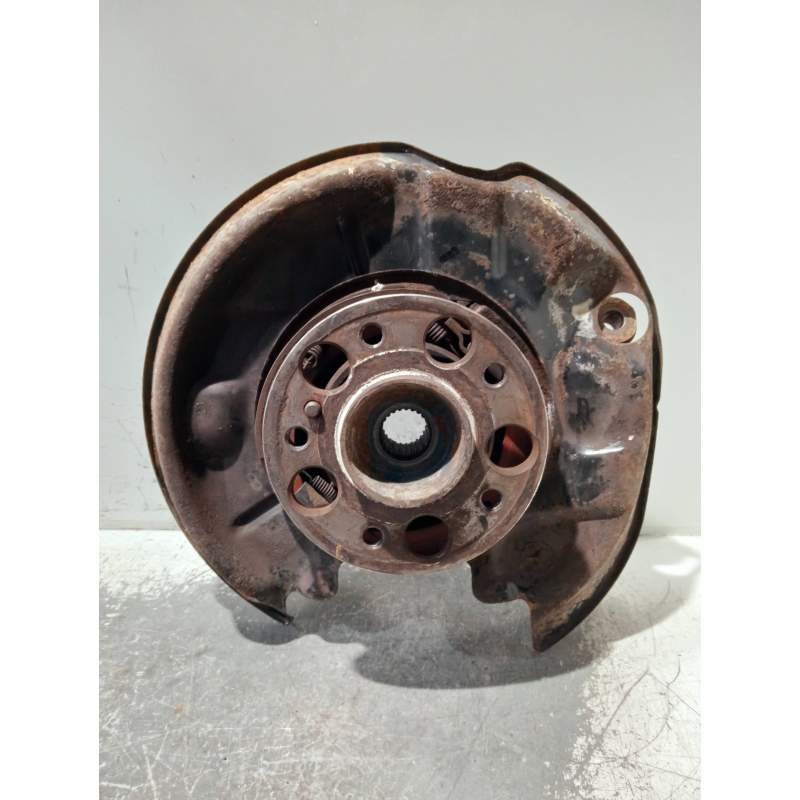 Recambio de mangueta trasera derecha para mercedes-benz clase c (w201) berlina referencia OEM IAM 2013574305  