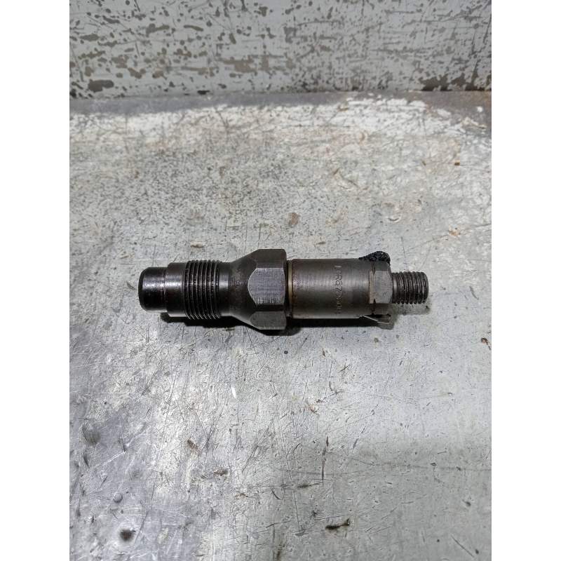 Recambio de inyector para citroën xsara berlina 1.9 d sx referencia OEM IAM LCR6736001  DELPHI
