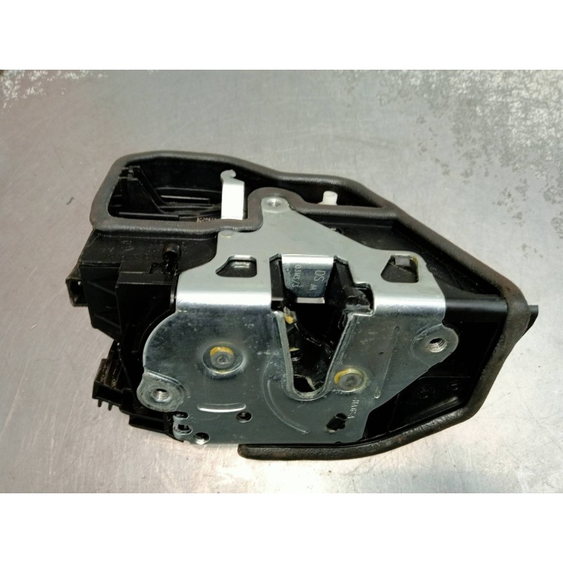 Recambio de motor cierre centralizado trasero derecho para bmw serie 3 berlina (e90) 325i referencia OEM IAM 7318418 I120085 4P