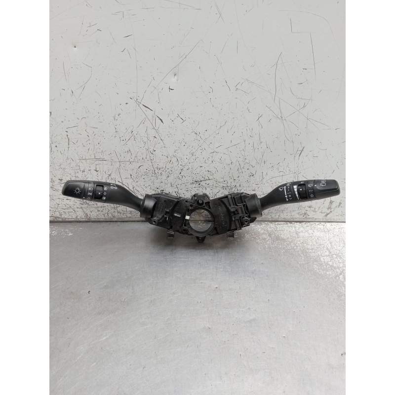 Recambio de mando limpia para kia carens iv 1.7 crdi referencia OEM IAM 299119105 MANDO LUCES 2013