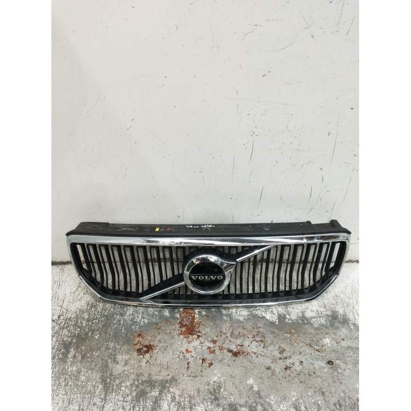 Recambio de rejilla delantera para volvo xc40 (536) d4 awd referencia OEM IAM   2017