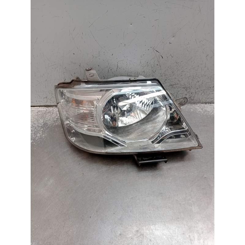 Recambio de faro derecho para tata xenon 2.2 dci referencia OEM IAM   2008