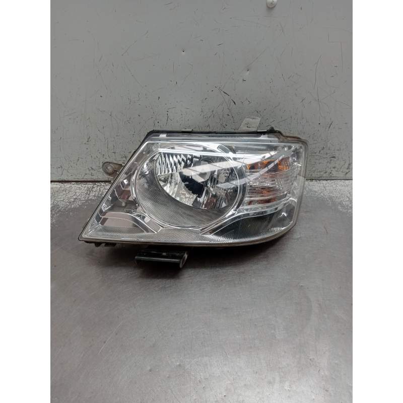 Recambio de faro izquierdo para tata xenon 2.2 dci referencia OEM IAM   2008