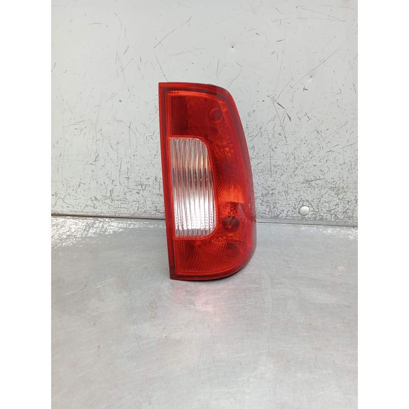 Recambio de piloto trasero derecho para tata xenon 2.2 dci referencia OEM IAM   2008