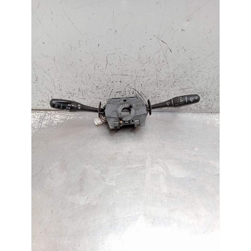 Recambio de mando luces para tata xenon 2.2 dci referencia OEM IAM   2008