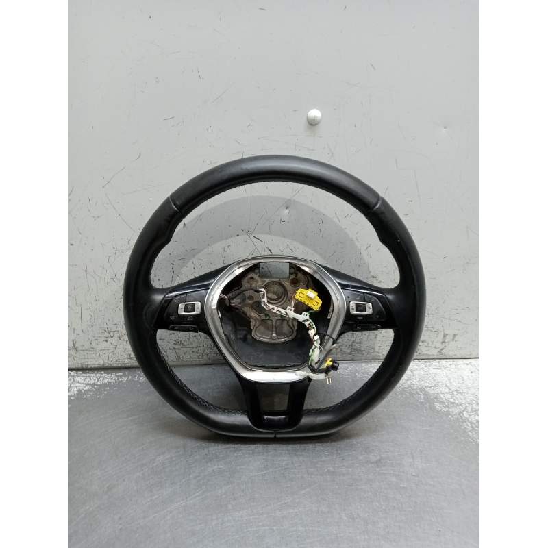 Recambio de volante para volkswagen polo referencia OEM IAM   