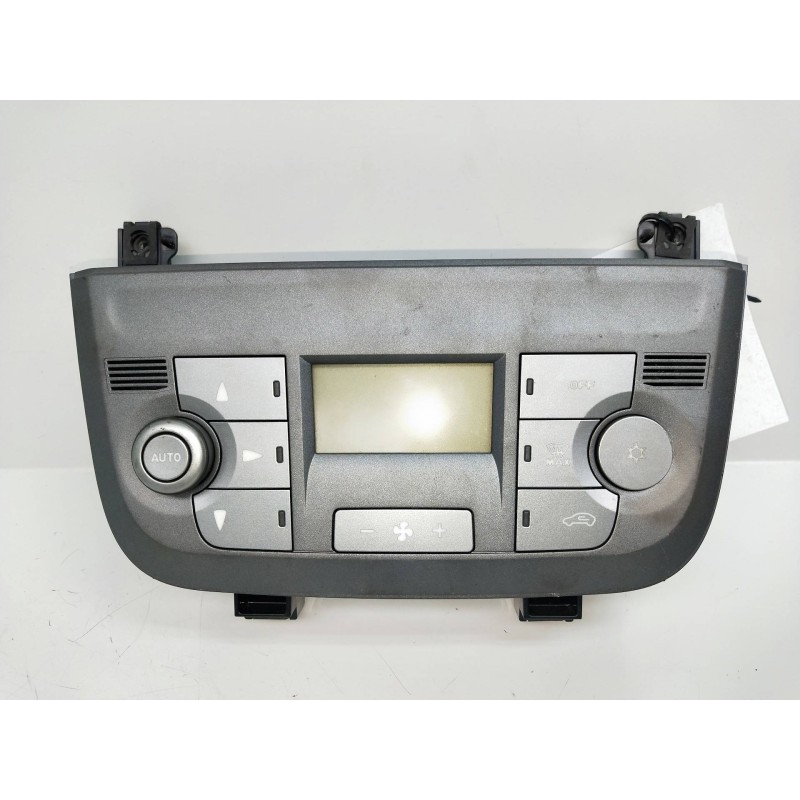 Recambio de mando calefaccion / aire acondicionado para fiat linea (110) 1.3 16v jtd cat referencia OEM IAM 735488239 A83021300 