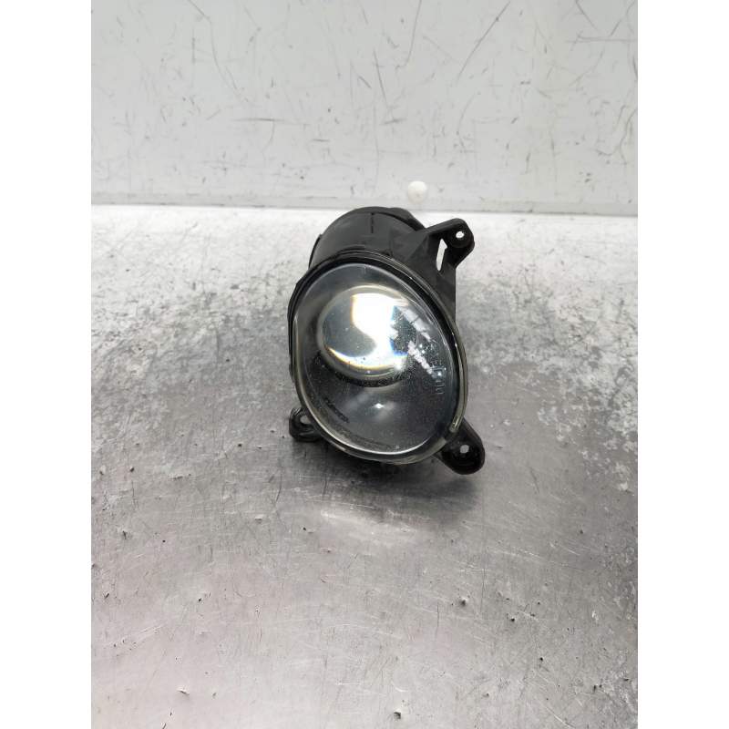 Recambio de faro antiniebla derecho para volkswagen passat berlina (3b3) referencia OEM IAM 3B7941700A  2001