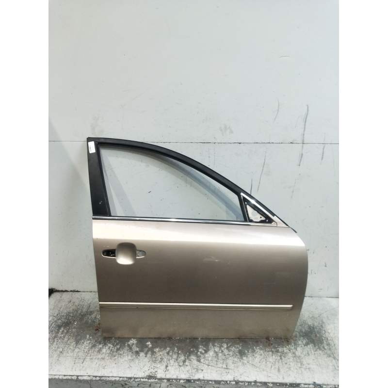 Recambio de puerta delantera derecha para hyundai sonata v (nf) 2.0 crdi referencia OEM IAM  4P 