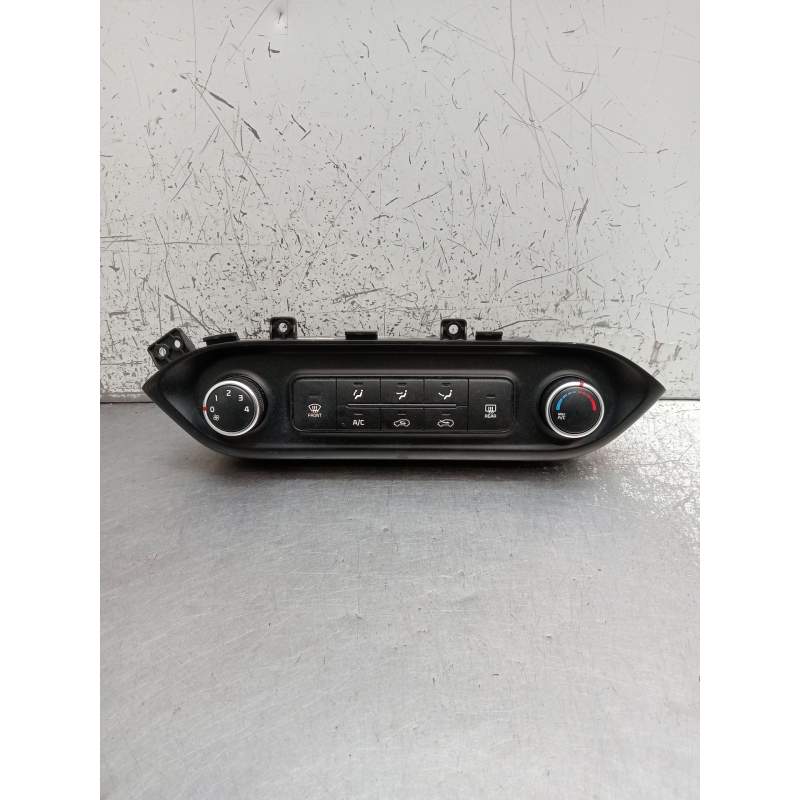 Recambio de mando calefaccion / aire acondicionado para kia carens iv 1.7 crdi referencia OEM IAM 97250A4010CA  2013