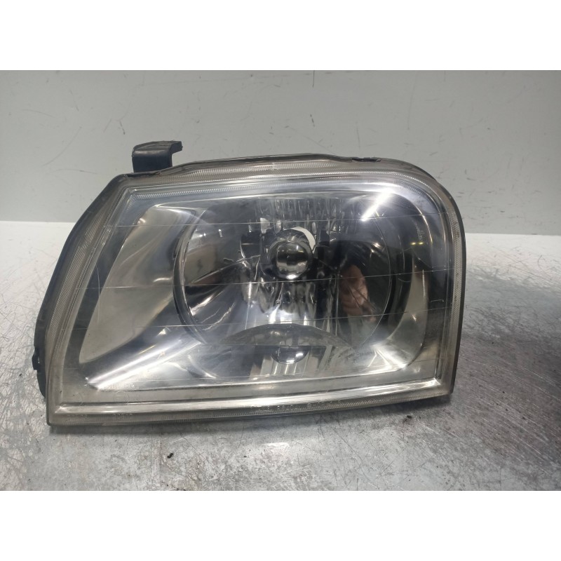 Recambio de faro izquierdo para mitsubishi l 200 (k6/7) 2.5 tdi referencia OEM IAM   