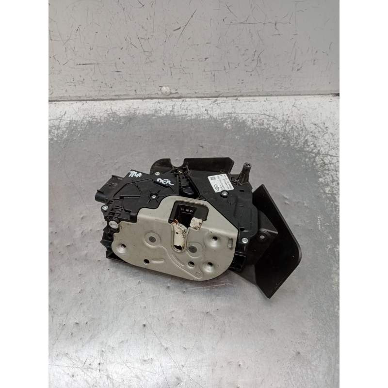 Recambio de motor cierre centralizado trasero derecho para ford b-max (jk) 1.6 tdci referencia OEM IAM AV11R264A26AG 918837106 2