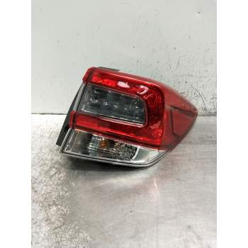 PILOTO TRASERO DERECHO 84201FL101 2023