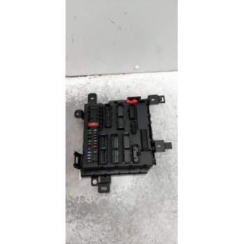 CAJA RELES / FUSIBLES 12769679 519161301 