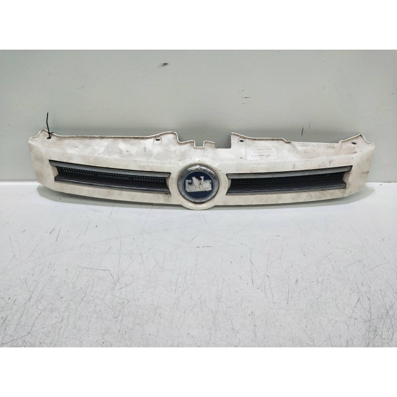 Recambio de rejilla delantera para fiat panda (169) 1.3 jtd cat referencia OEM IAM   