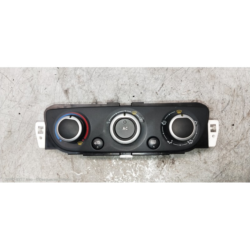 Recambio de mando calefaccion / aire acondicionado para renault scenic iii referencia OEM IAM E1072183A  