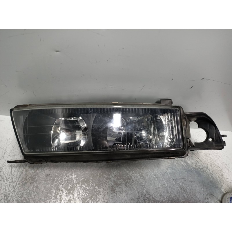 Recambio de faro izquierdo para mitsubishi galant berlina (ea0) 2.0 cat referencia OEM IAM   