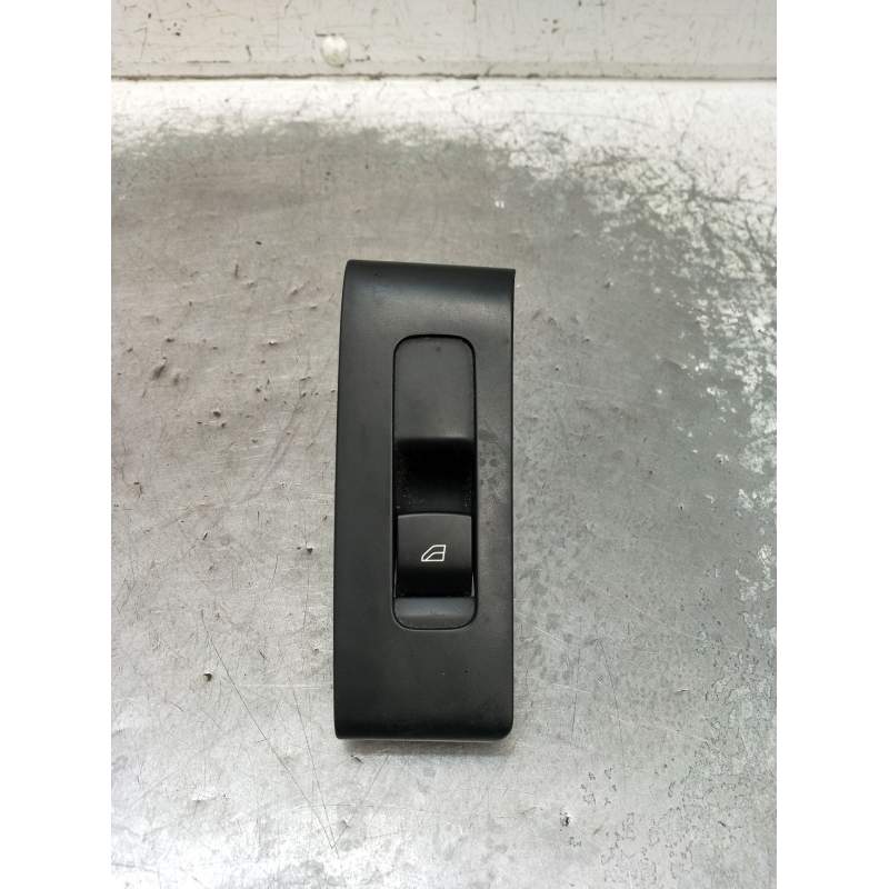 Recambio de mando elevalunas trasero izquierdo para volvo xc40 (536) d4 awd referencia OEM IAM 31456060 5P 2017
