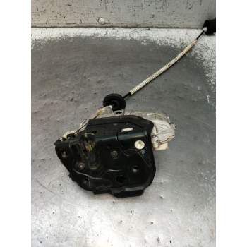 MOTOR CIERRE CENTRALIZADO DELANTERO DERECHO 4F1837016 4P 2004