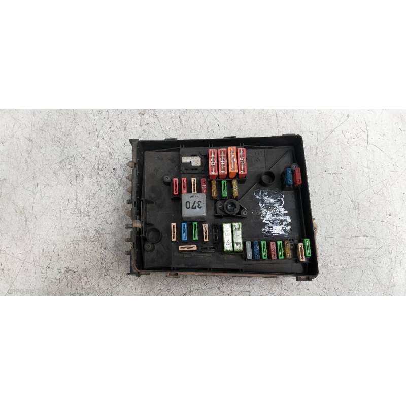 Recambio de caja reles / fusibles para seat leon (1p1) 1.9 tdi referencia OEM IAM   