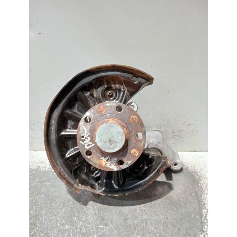 Recambio de mangueta trasera derecha para volkswagen touran (5t1) 1.6 tdi referencia OEM IAM 5QA505436A  