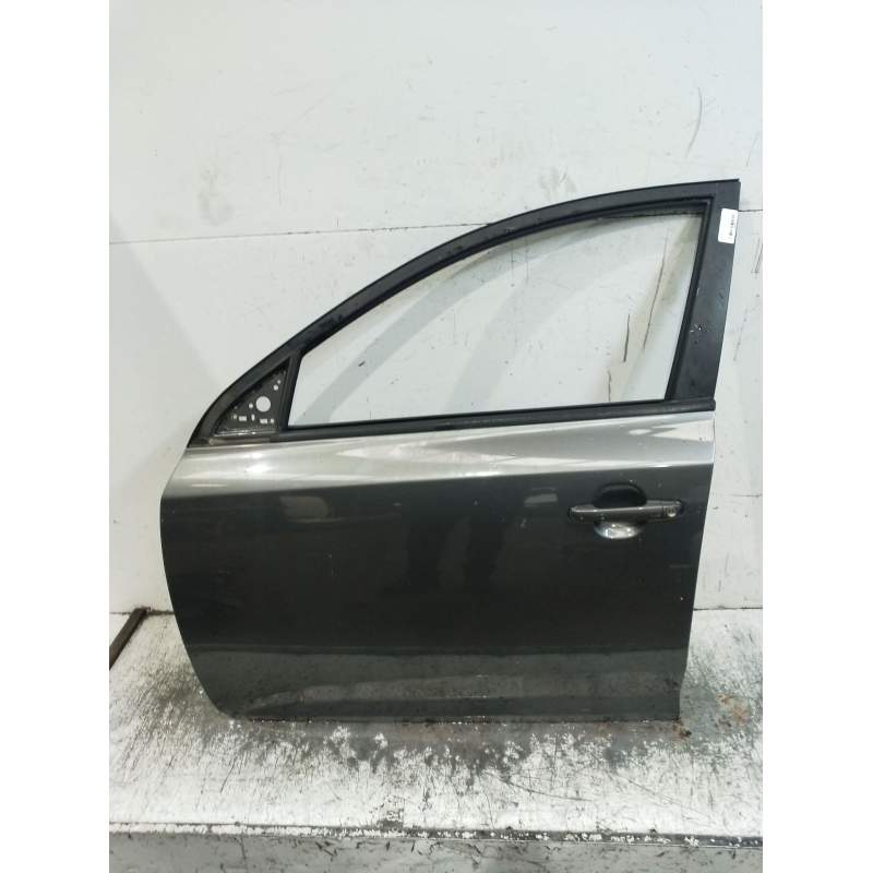 Recambio de puerta delantera izquierda para kia cee´d hatchback (ed) 1.6 crdi 90 referencia OEM IAM  5P 