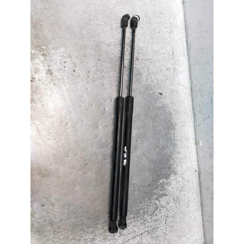 Recambio de amortiguadores maletero / porton para ford focus turn. referencia OEM IAM 8840700685N BM51N406A10AD 