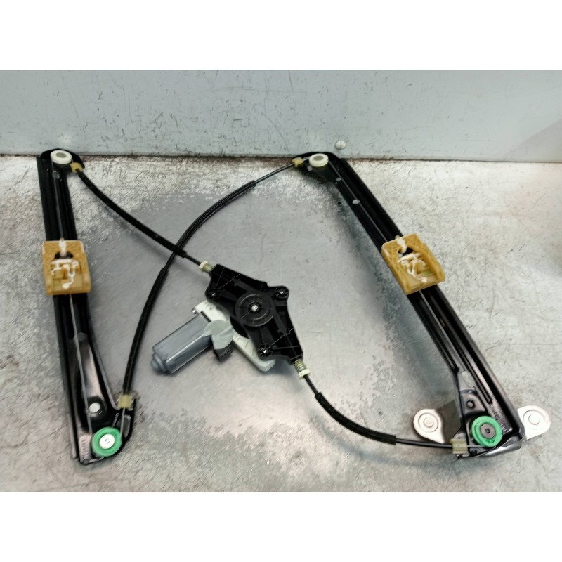 Recambio de elevalunas delantero derecho para volkswagen golf vii lim. bluemotion referencia OEM IAM 5G4837462H C03533105 5P