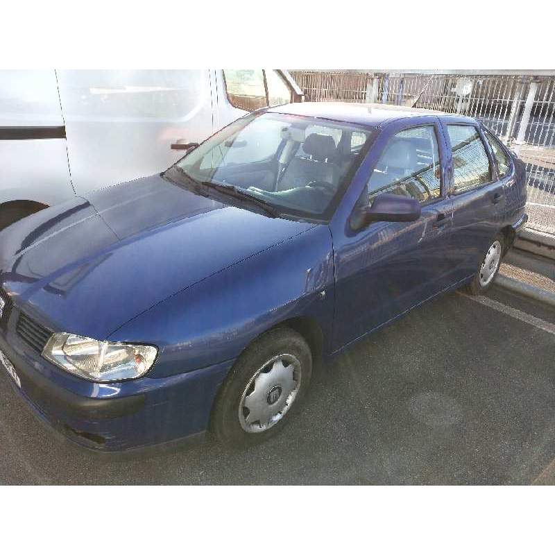 SEAT CORDOBA BERLINA (6K2)