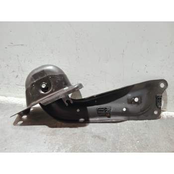 BRAZO SUSPENSION INFERIOR TRASERO DERECHO 5Q0505226 