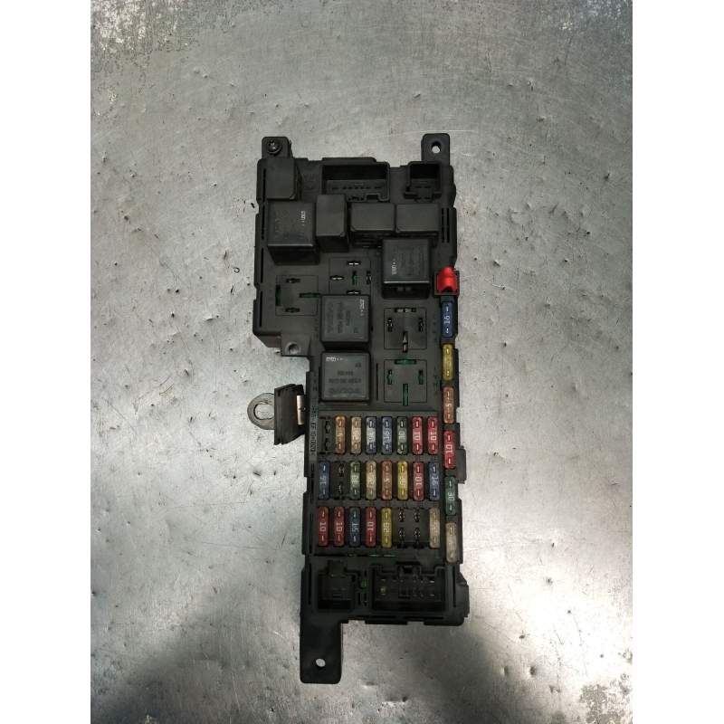 Recambio de caja reles / fusibles para volvo s60 i (384) 2.4 referencia OEM IAM 8678449 518829007 2000