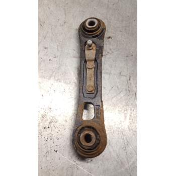 BRAZO SUSPENSION INFERIOR TRASERO DERECHO 8G915K743 24D 2008