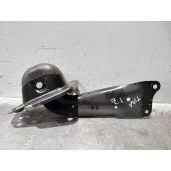 BRAZO SUSPENSION INFERIOR TRASERO IZQUIERDO 5Q0505225 