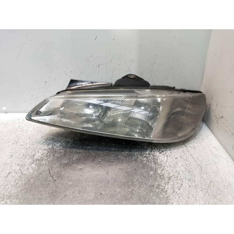 Recambio de faro izquierdo para peugeot 406 berlina (s1/s2) referencia OEM IAM 0301037021 9616251380 1995