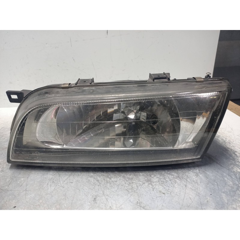 Recambio de faro izquierdo para nissan almera (n15) gx referencia OEM IAM   