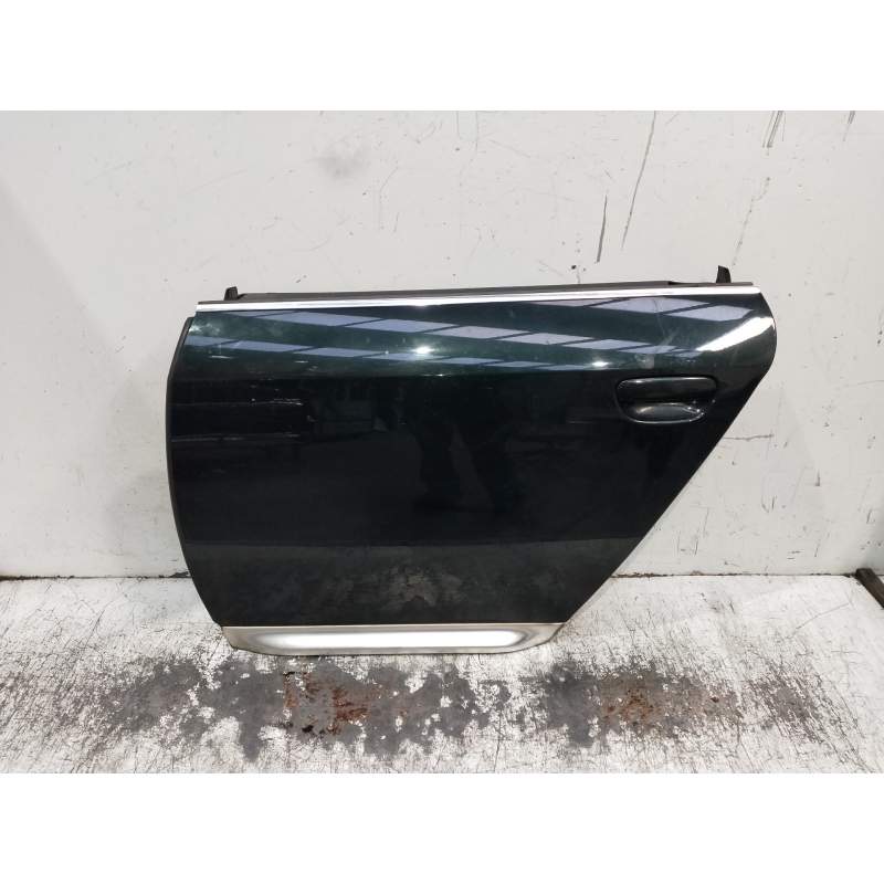 Recambio de puerta trasera izquierda para audi a6 avant (4b5) referencia OEM IAM  RANCHERA 2001