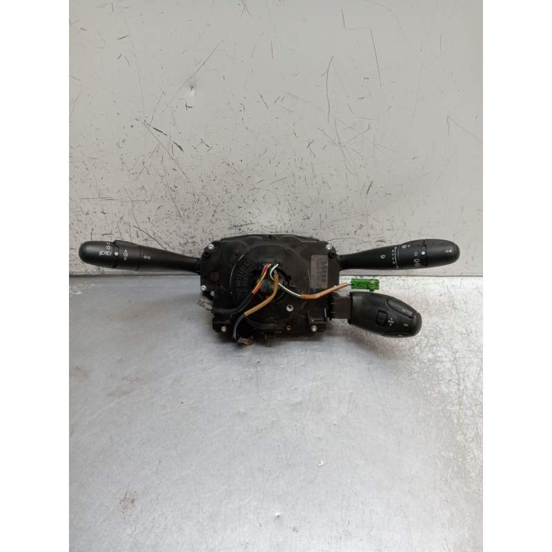 Recambio de mando luces para peugeot 207 confort referencia OEM IAM 96630732XT 2586752 2009
