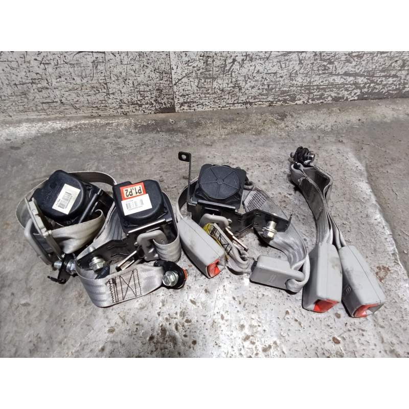 Recambio de juego cinturones trasero para hyundai sonata v (nf) 2.0 crdi referencia OEM IAM   