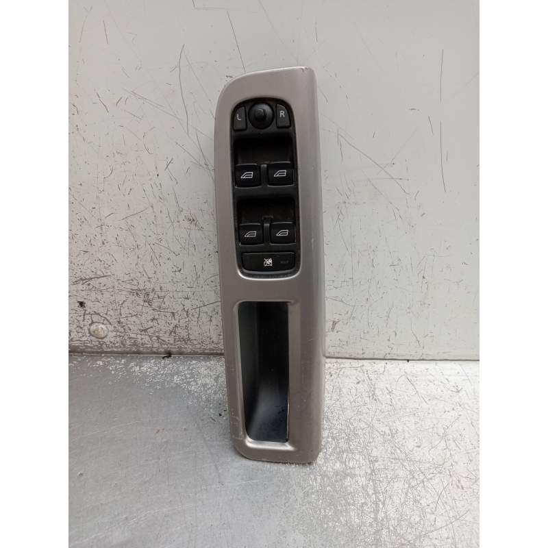 Recambio de mando elevalunas delantero izquierdo para volvo v50 (545) 2.0 d referencia OEM IAM 30710787 5P 2004