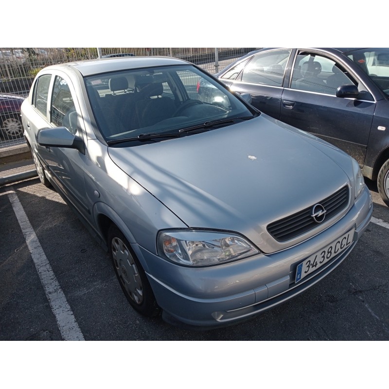 opel astra g berlina del año 2002