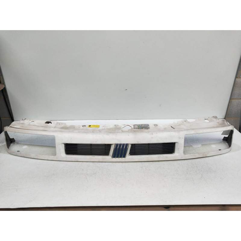 Recambio de rejilla delantera para fiat ulysse (121) referencia OEM IAM   