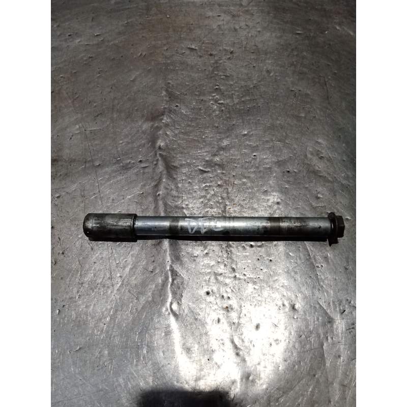 Recambio de puente delantero para honda st st 1100 pan european (sc26) referencia OEM IAM   EJE DELANTERO