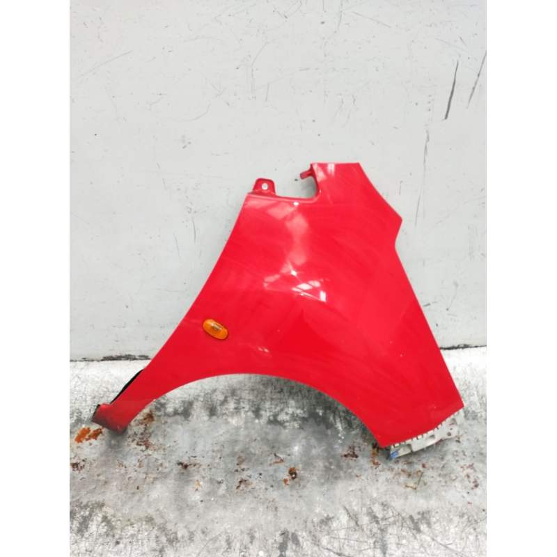 Recambio de aleta delantera derecha para chevrolet spark (m300) 1.0 referencia OEM IAM   2010