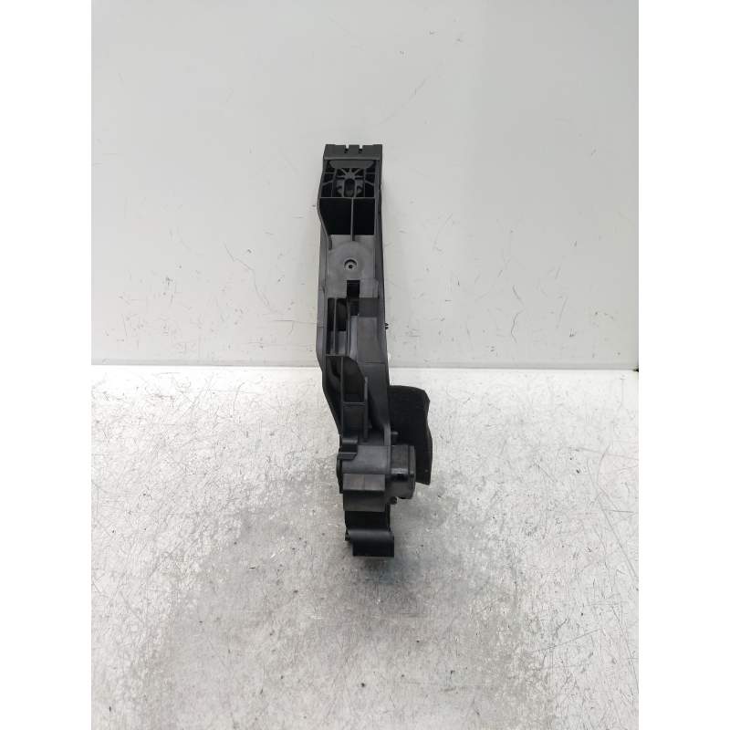 Recambio de potenciometro pedal para mercedes-benz clase cls (w219) 350 cgi (219.357) referencia OEM IAM A2113000904  