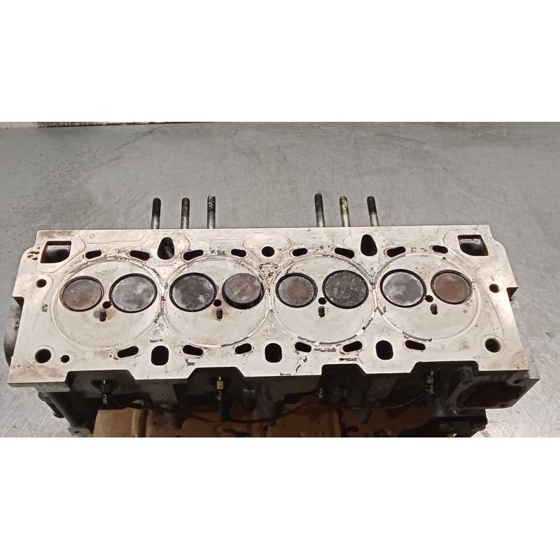 Recambio de culata para mg zr 2.0 td referencia OEM IAM LFD107420 20T2N 2001