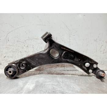 BRAZO SUSPENSION INFERIOR DELANTERO DERECHO ADBP860028 16GDI 2010
